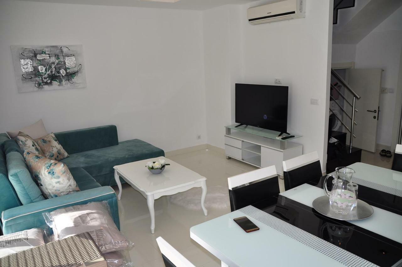 Gardenia Apartment Side