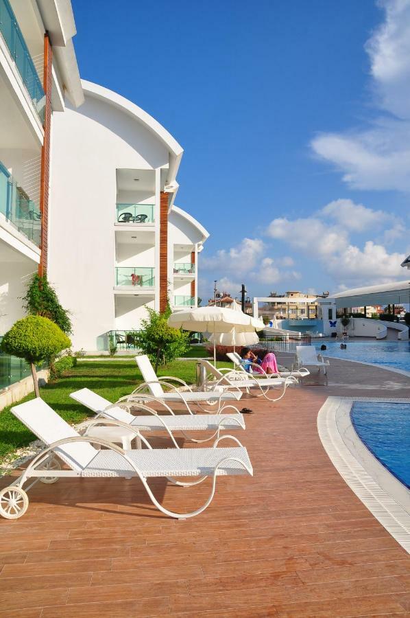 Gardenia Apartment Side